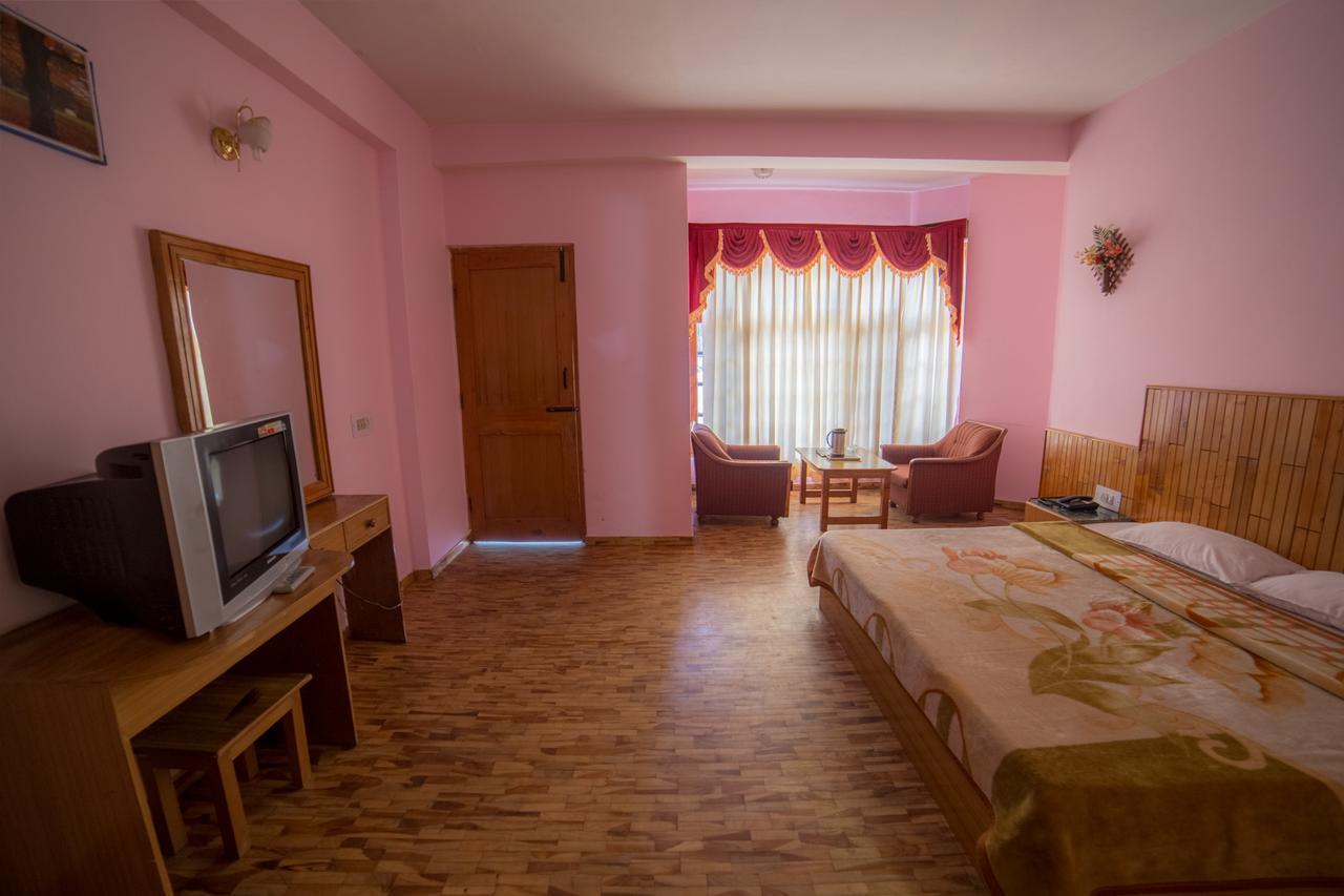 Hotel Satkar Residency - Riverside Old Manali Exteriér fotografie
